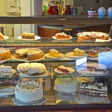 Bauerncafé, eine große Auswahl an Torten und Kuchen